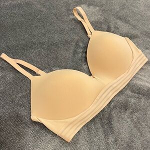 Auden Beige medium padded 36C seamless bra